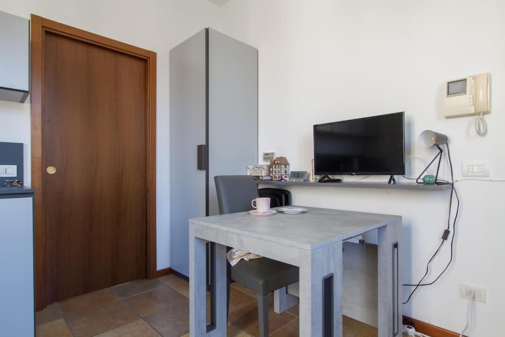 Fabulous Studio In Monza 15 Km To Milan City Centre Ngoại thất bức ảnh