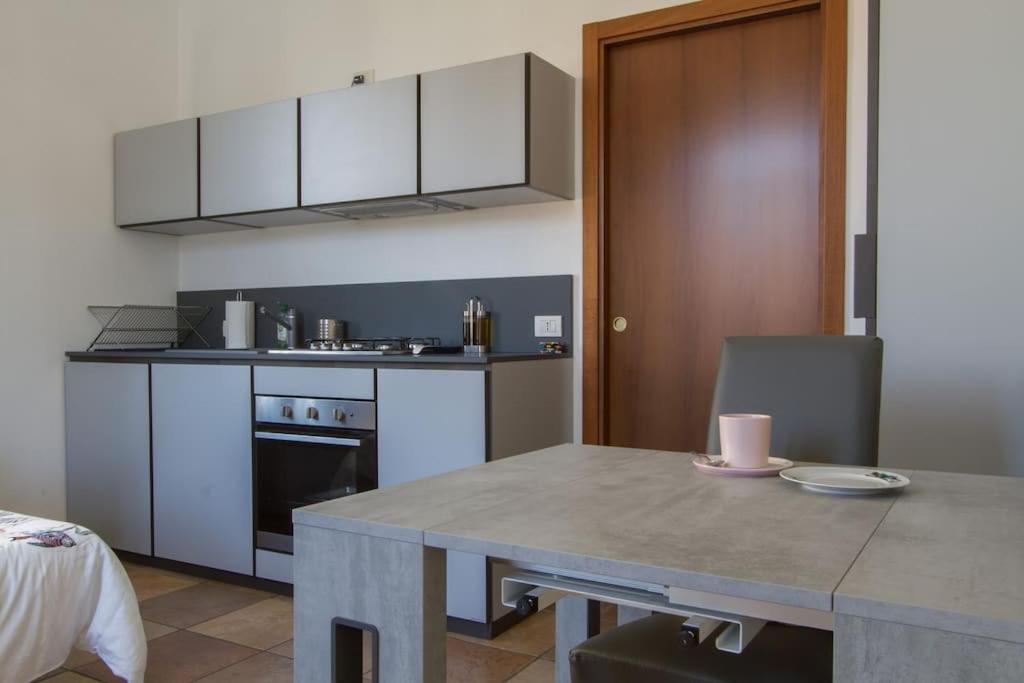 Fabulous Studio In Monza 15 Km To Milan City Centre Ngoại thất bức ảnh